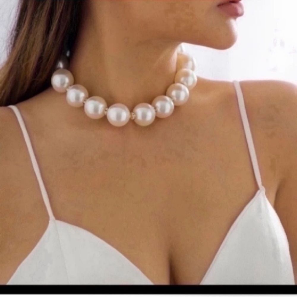 Beautiful Elegant Imitation Pearl Rhinestone Choker Necklace